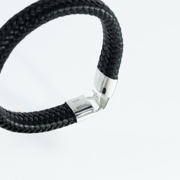 Noir Flat Braid Garfield