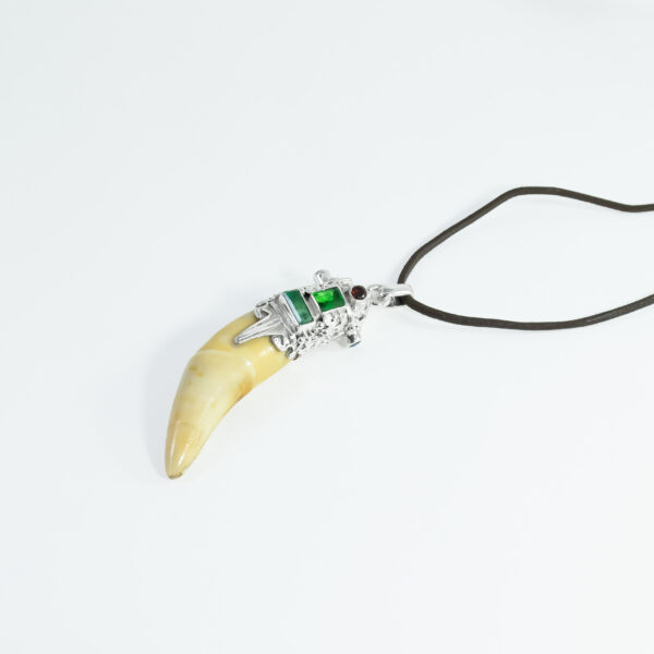 JAGUAR FANG MULTI-GEM PENDANT