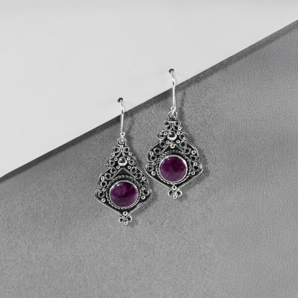 ANCESTRAL ORNAMENT DROPS