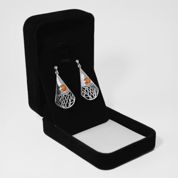 GEOMETRIC MESH TRIANGLE