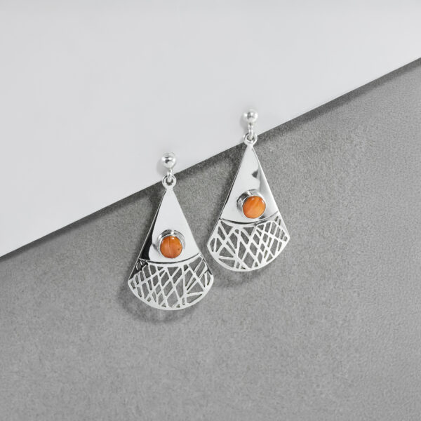 GEOMETRIC MESH TRIANGLE