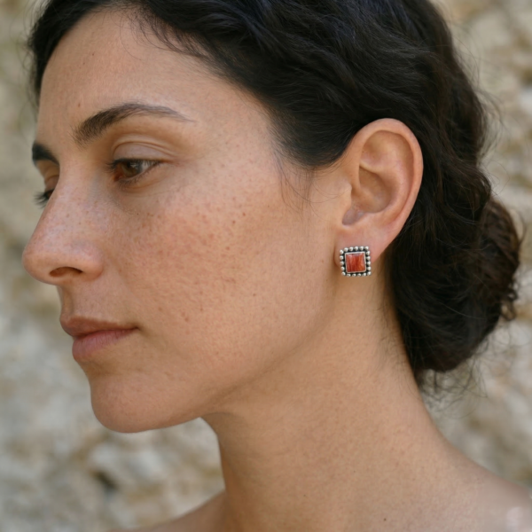 BEADED SQUARE MEDALLIONS