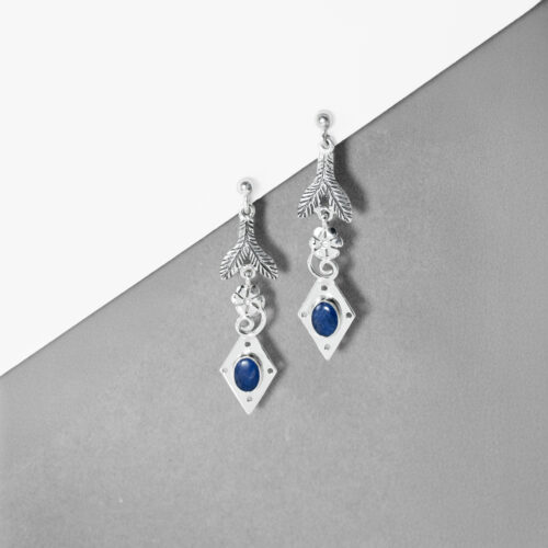 CHISELED FLORAL SODALITE