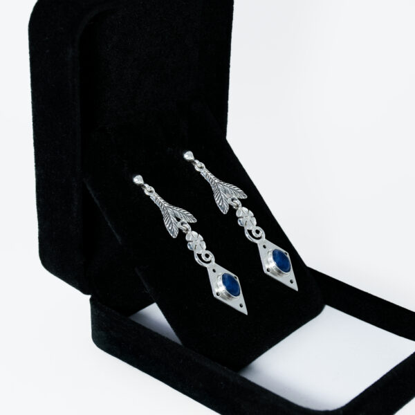 CHISELED FLORAL SODALITE