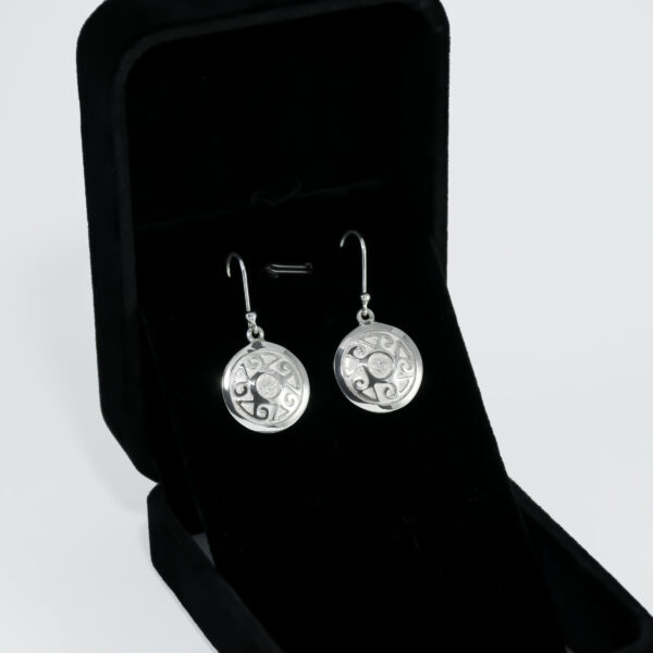 OCEANIC TERRA SYMBOL