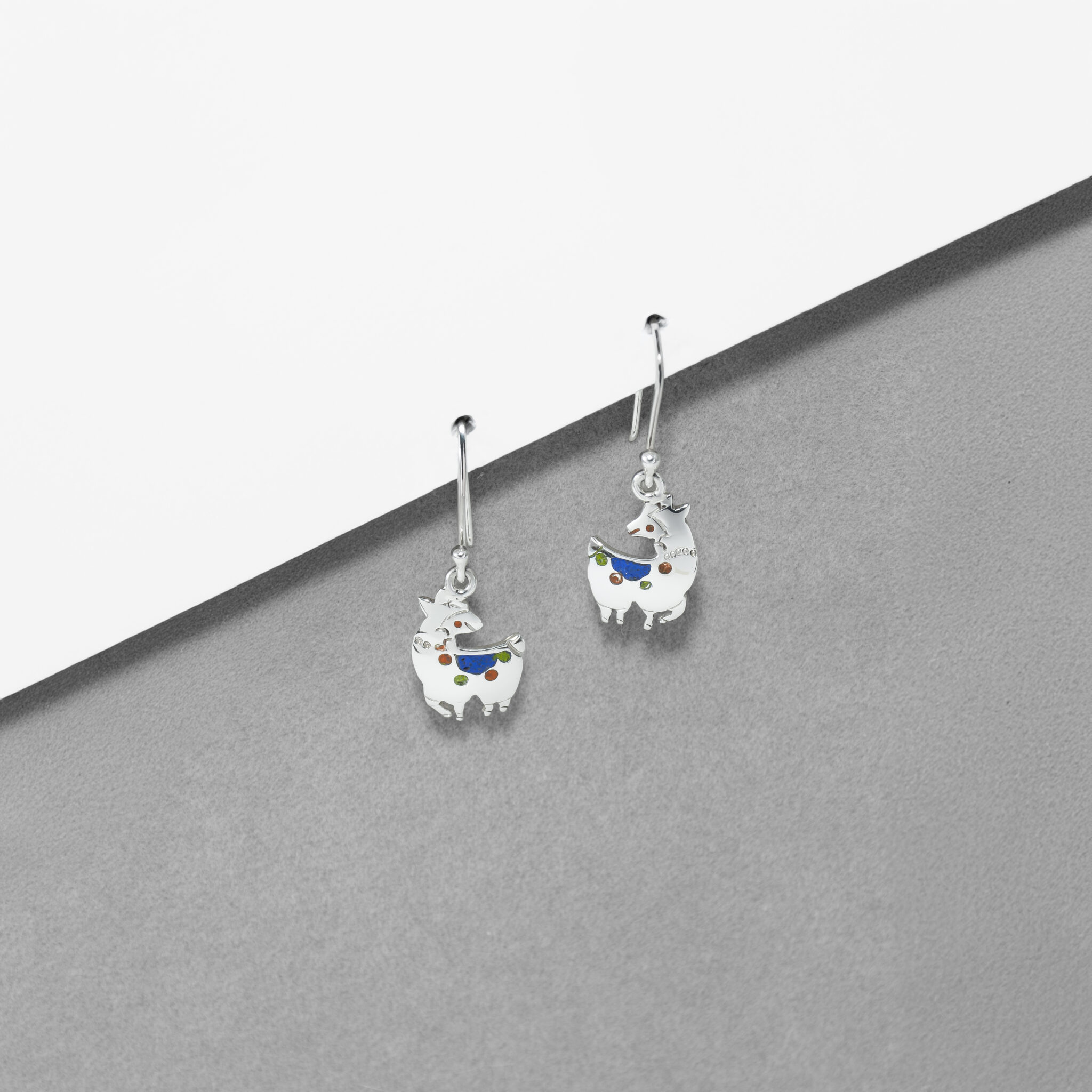 Chromatic Llama Studs