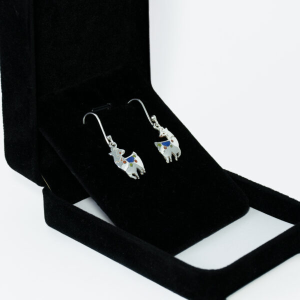 Chromatic Llama Studs