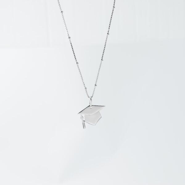 SCHOLAR LUSTRE EMBLEM