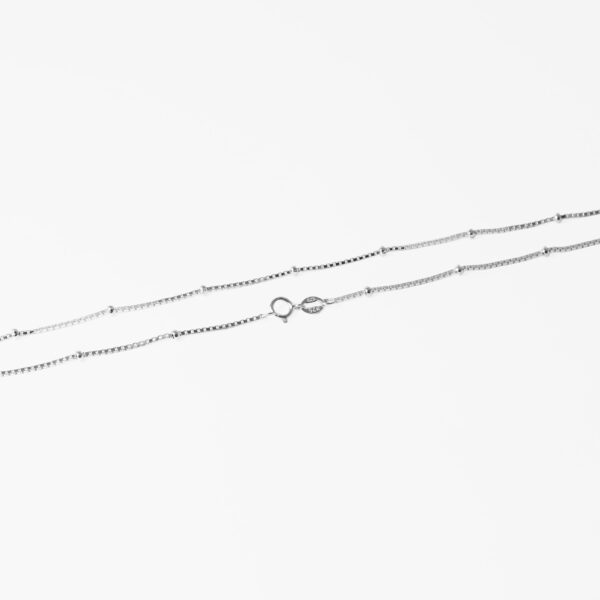 SCHOLAR LUSTRE EMBLEM