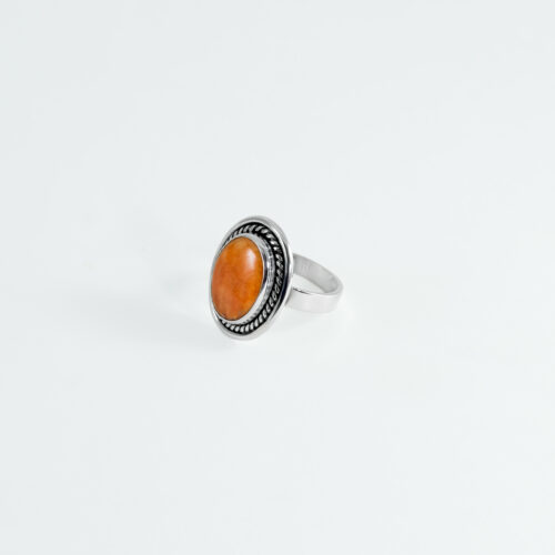 TWISTED LUNAR BEZEL RING