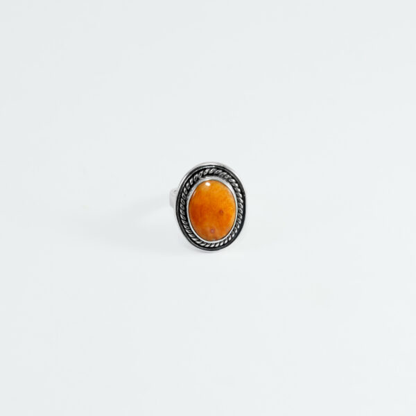TWISTED LUNAR BEZEL RING