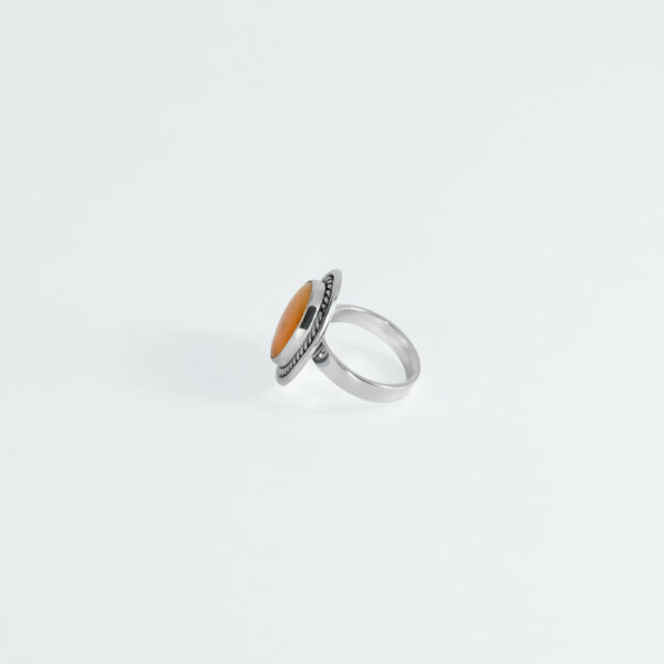 TWISTED LUNAR BEZEL RING