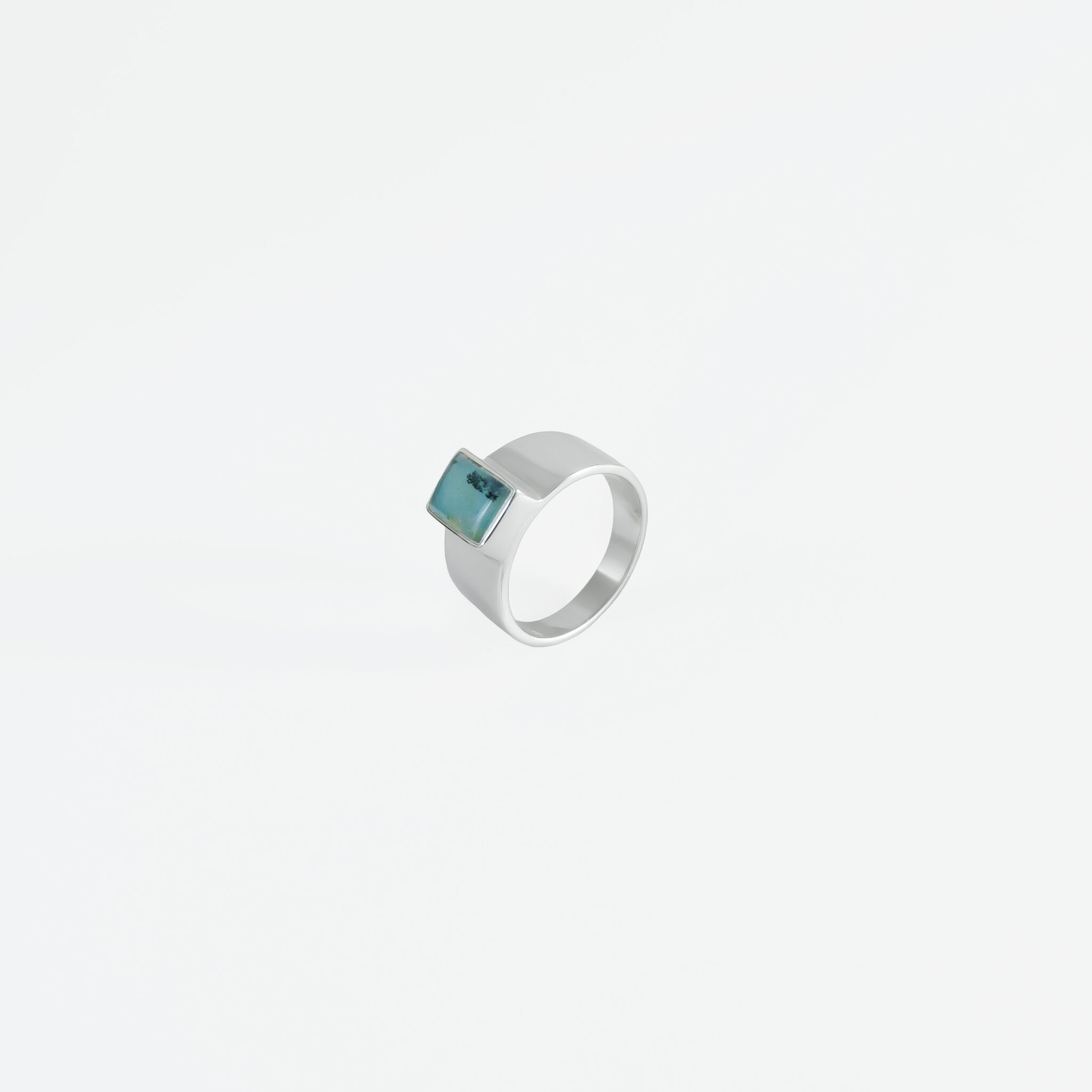 GRADIENT PRISM RING