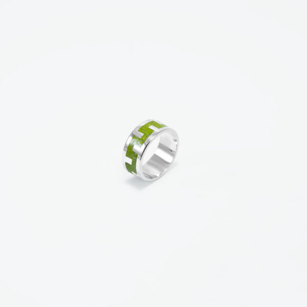 Serpentine Zigzag Band