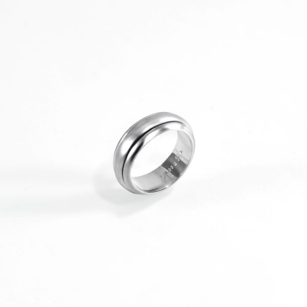 Noir Dual-Line Spinner