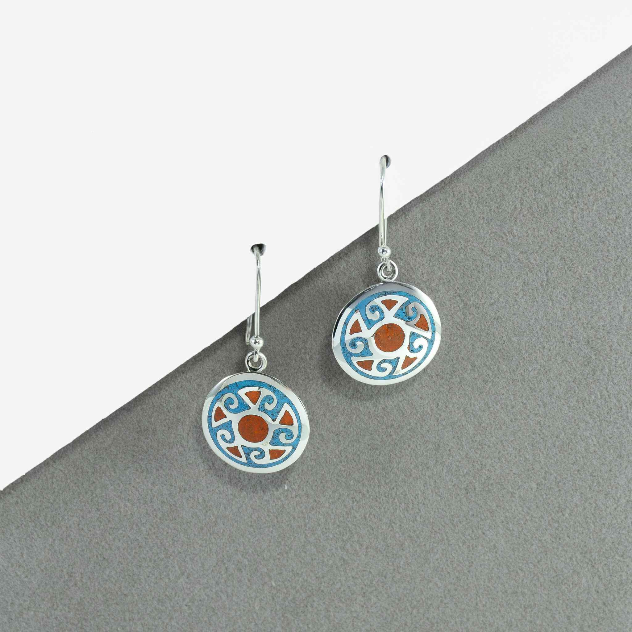 OCEANIC INFLUENCE PENDANT