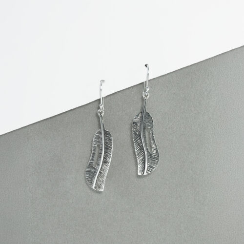 SILVER PLUME WHISPER